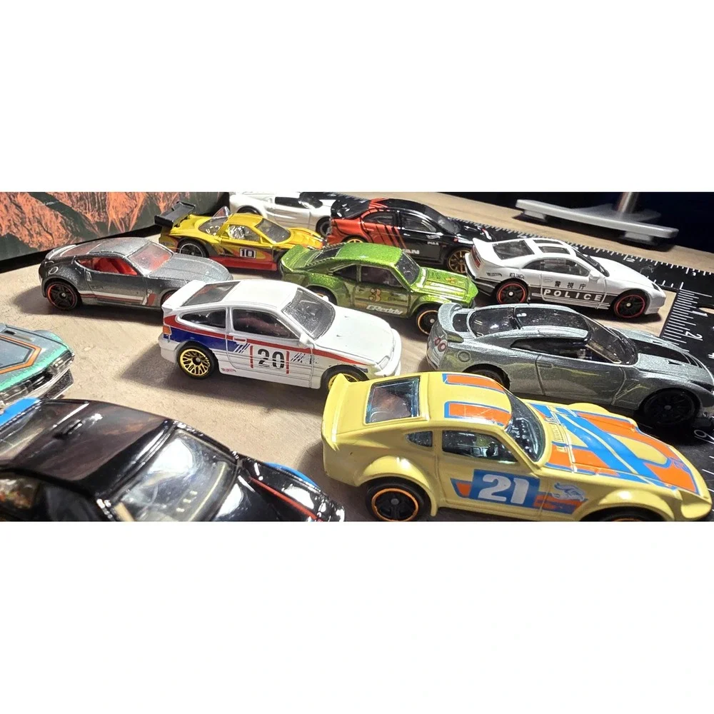 Hot Wheels LOT 16 Cars Trucks Vintage Honda Nissian Subaru Madza Toyota Loose HW